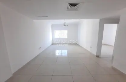 Empty Room image for: Apartment - 1 Bedroom - 2 Bathrooms for rent in BOS Al Khan Tower - Al Khan - Sharjah, Image 1