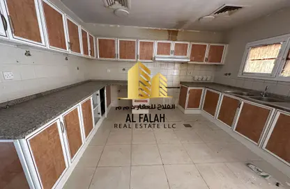 Kitchen image for: Villa - 5 Bedrooms - 7 Bathrooms for rent in Al Falaj - Al Riqqa - Sharjah, Image 1