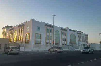 Whole Building - Studio - 7+ Bathrooms for rent in Al Garhoud - Dubai