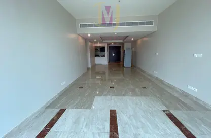 Apartment - 2 Bedrooms - 2 Bathrooms for rent in Sama Tower - Sheikh Zayed Road - Dubai
