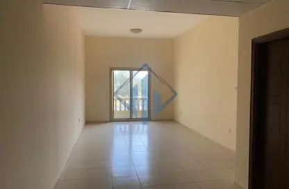 شقة - غرفة نوم - 2 حمامات للايجار في بناية 10 - قرية الياسمين - رأس الخيمة