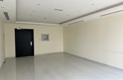 Office Space - Studio for rent in Tamani Art Tower - Business Bay - Dubai