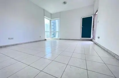 Apartment - 3 Bedrooms - 4 Bathrooms for rent in Al Majaz 3 - Al Majaz - Sharjah Apartment - 3 Bedrooms - 4 Bathrooms for rent in Al Majaz 3 - Al Majaz - Sharjah