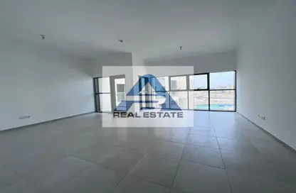 Empty Room image for: Apartment - 3 Bedrooms - 4 Bathrooms for rent in Al Bateen - Abu Dhabi, Image 1