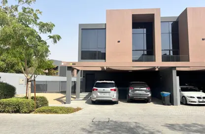 Townhouse - 3 Bedrooms - 4 Bathrooms for rent in Robinia - Masaar - Tilal City - Sharjah