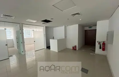 مكتب - استوديو - 2 حمامات للايجار في ذا إكستشنج - الخليج التجاري - دبي