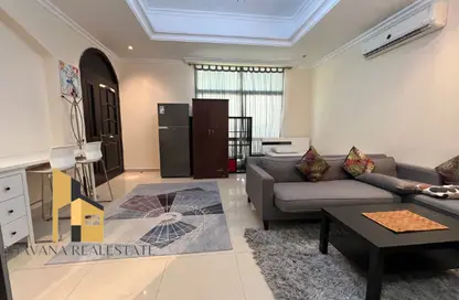 Apartment - Studio - 1 Bathroom for rent in Khalifa City A Villas - Khalifa City A - Khalifa City - Abu Dhabi