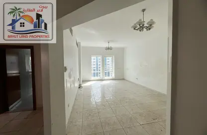 Apartment - 2 Bedrooms - 3 Bathrooms for rent in Al Majaz 1 - Al Majaz - Sharjah