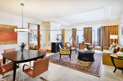 Hotel  and  Hotel Apartment - 3 Bedrooms - 4 Bathrooms for rent in Ritz Carlton - DIFC - Dubai