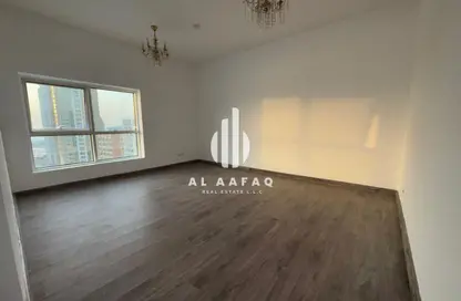 Apartment - 3 Bedrooms - 4 Bathrooms for rent in Al Khan Corniche - Al Khan - Sharjah