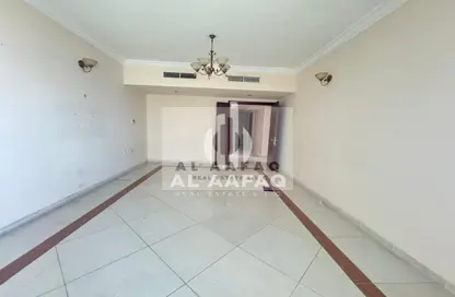 Apartment - 2 Bedrooms - 3 Bathrooms for rent in Al Mamzar - Al Mamzar - Sharjah - Sharjah