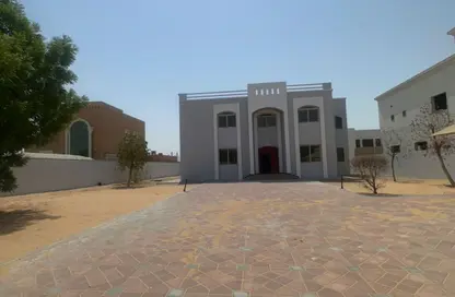فيلا - 5 غرف نوم - 6 حمامات للبيع في النوف - الشارقة
