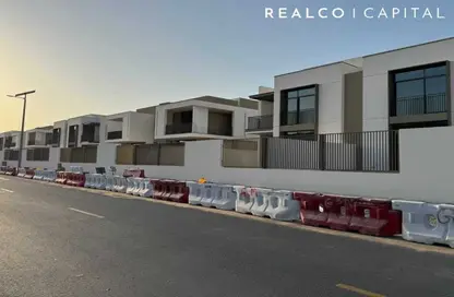 Villa - 4 Bedrooms - 5 Bathrooms for sale in Tilal Al Furjan - Al Furjan - Dubai