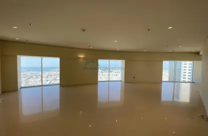 Empty Room image for: Apartment - 3 Bedrooms - 4 Bathrooms for rent in Park Place Tower - Sheikh Zayed Road - Dubai, Image 1