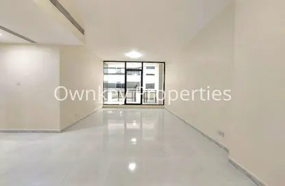 Apartment - 2 Bedrooms - 2 Bathrooms for rent in Golden Sands 7 - Mankhool - Bur Dubai - Dubai