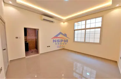 Empty Room image for: Apartment - 1 Bathroom for rent in Al Saada Street - Al Mushrif - Abu Dhabi, Image 1