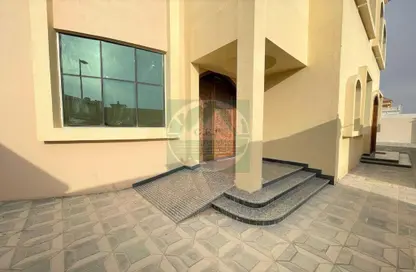 Apartment - Studio - 1 Bathroom for rent in Shakhbout City - Abu Dhabi