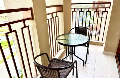 Apartment - 2 Bedrooms - 2 Bathrooms for rent in Zahra Breeze Apartments 3B - Zahra Breeze Apartments - Town Square - Dubai