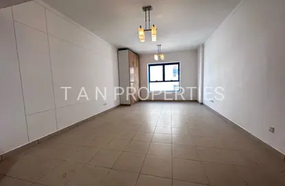 Apartment - Studio - 1 Bathroom for rent in Al Raffa - Bur Dubai - Dubai