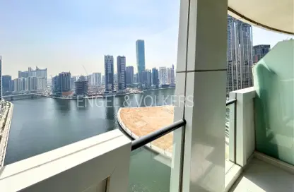 Apartment - 1 Bedroom - 2 Bathrooms for sale in Bay's Edge - Business Bay - Dubai