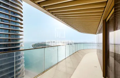 Apartment - 3 Bedrooms - 3 Bathrooms for sale in Grand Bleu Tower 1 - EMAAR Beachfront - Dubai Harbour - Dubai