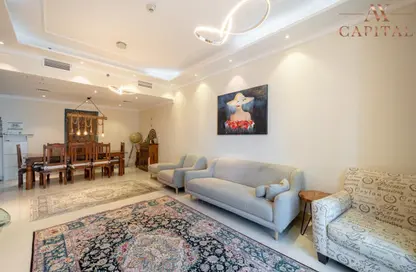 Living / Dining Room image for: Apartment - 3 Bedrooms - 4 Bathrooms for sale in Sulafa Tower - Dubai Marina - Dubai, Image 1