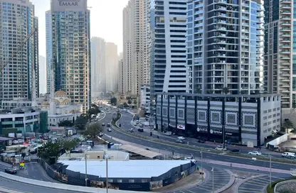 Apartment - Studio - 1 Bathroom for rent in LIV Marina - Dubai Marina - Dubai