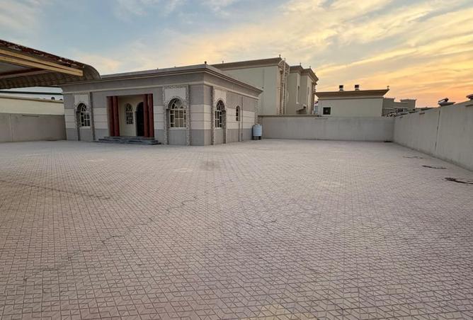 15593819 - صورة العقار 2