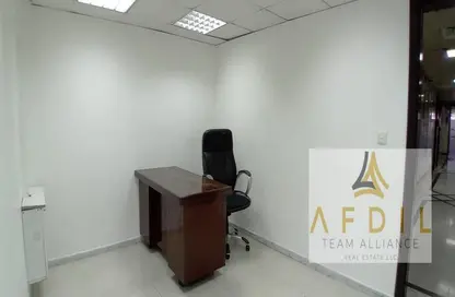مكتب - استوديو للايجار في الكرامة - دبي