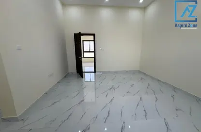 Apartment - Studio - 1 Bathroom for rent in Baniyas West - Baniyas - Abu Dhabi