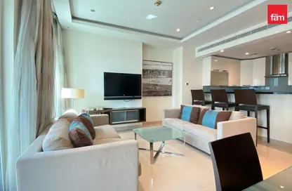 Apartment - 1 Bedroom - 2 Bathrooms for rent in Bonnington Tower - JLT Cluster J - Jumeirah Lake Towers - Dubai