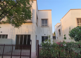 Amazing 5BR with garden and sharing pool
