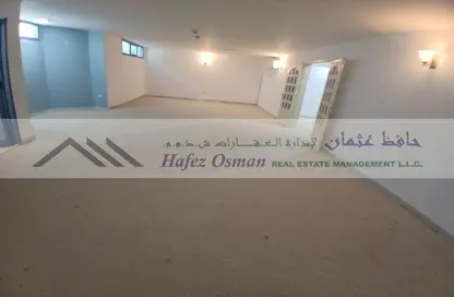 فيلا - استوديو - 6 حمامات للايجار في الخالدية - أبوظبي