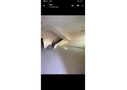 مجمع فلل للبيع في الوثبة مكون من ٤ فلل وفي مجال ت