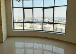 صورةغرفة فارغة لـ: شقة - 2 غرف نوم - 3 حمامات للبيع في برج كونكر - شارع الشيخ مكتوم بن راشد - عجمان, صورة 1