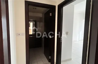 صورة لـ ردهة-ممر شقة - غرفة نوم - 1 حمام للايجار في برج تشرشل السكني - أبراج تشرشل - الخليج التجاري - دبي ، صورة رقم 1
