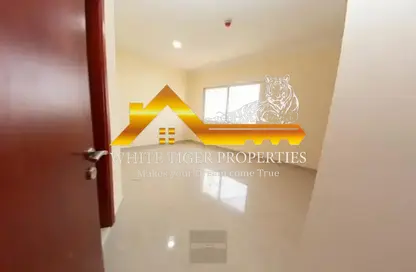 Empty Room image for: Apartment - 1 Bedroom - 2 Bathrooms for rent in Al Rumaila - Ajman, Image 1