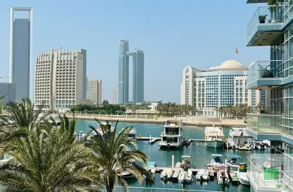 شقة - 2 غرف نوم - 3 حمامات للايجار في المراسي - البطين - أبوظبي