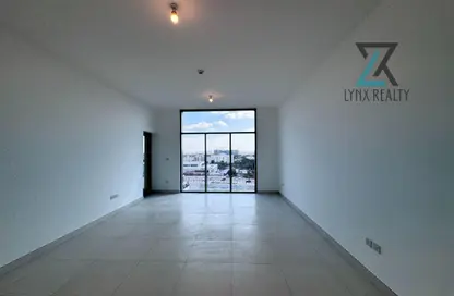 Apartment - 2 Bedrooms - 3 Bathrooms for rent in Rabdan Building - Motor City - Dubai
