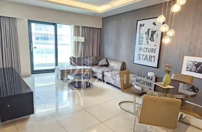 شقة - غرفة نوم - 1 حمام للايجار في تاور B - داماك تاورز من باراماونت - الخليج التجاري - دبي