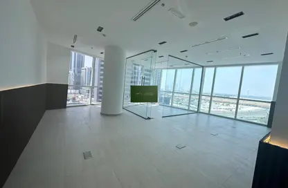مكتب - استوديو للايجار في B2B  برج - الخليج التجاري - دبي