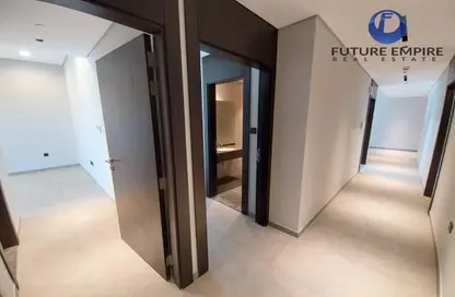 Apartment - 3 Bedrooms - 5 Bathrooms for rent in Mankhool - Bur Dubai - Dubai