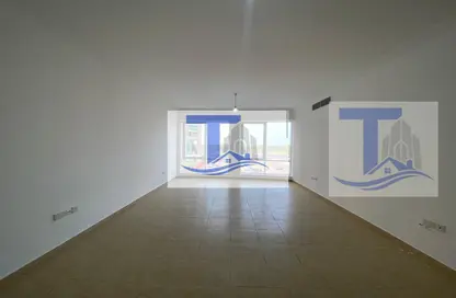 Apartment - 3 Bedrooms - 4 Bathrooms for rent in Khalifa Street - Abu Dhabi