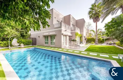 Villa - 5 Bedrooms - 6 Bathrooms for sale in Meadows 8 - Meadows - Dubai