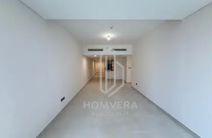 شقة - 3 غرف نوم - 4 حمامات للايجار في راديانت سكوير - مدينة الأضواء - جزيرة الريم - أبوظبي شقة - 3 غرف نوم - 4 حمامات للايجار في راديانت سكوير - مدينة الأضواء - جزيرة الريم - أبوظبي