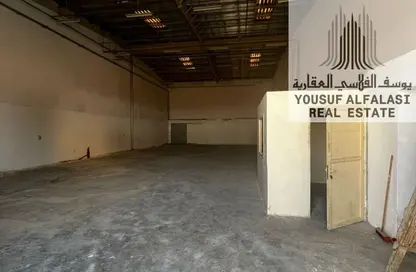 مستودع - استوديو - 1 حمام للايجار في أم الثعوب - أم القيوين