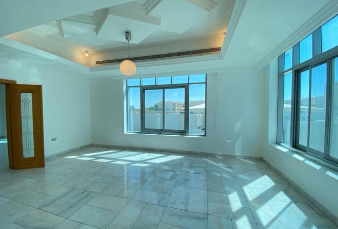 15861704 - صورة العقار 2