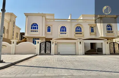 Villa - 4 Bedrooms - 7 Bathrooms for rent in Khalifa City A Villas - Khalifa City A - Khalifa City - Abu Dhabi