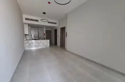 شقة - غرفة نوم - 2 حمامات للايجار في الأمل تاور - مدينة دبي الرياضية - دبي