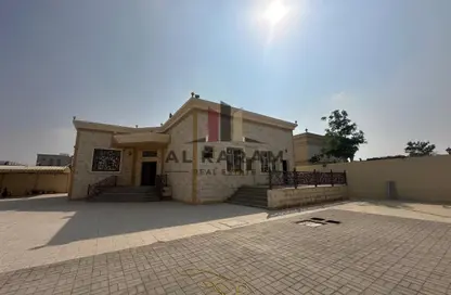 فيلا - 3 غرف نوم - 6 حمامات للايجار في الرفاع - رأس الخيمة